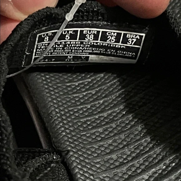 NWT Skechers Women's T-Strap Sandal Flat Sz 8 - Picture 9 of 9